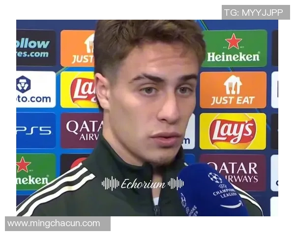 欧冠赛后采访爆金句，引全场大笑